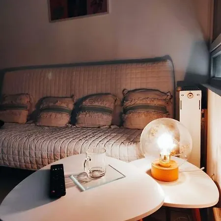 Idéalement Situé Pour Tous Ii *